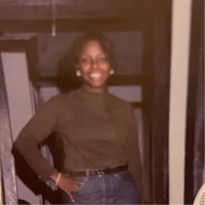 Meet your Posher, Yvette